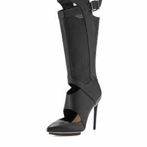 BCBGMAXAZRIA STILETTO BOOTS